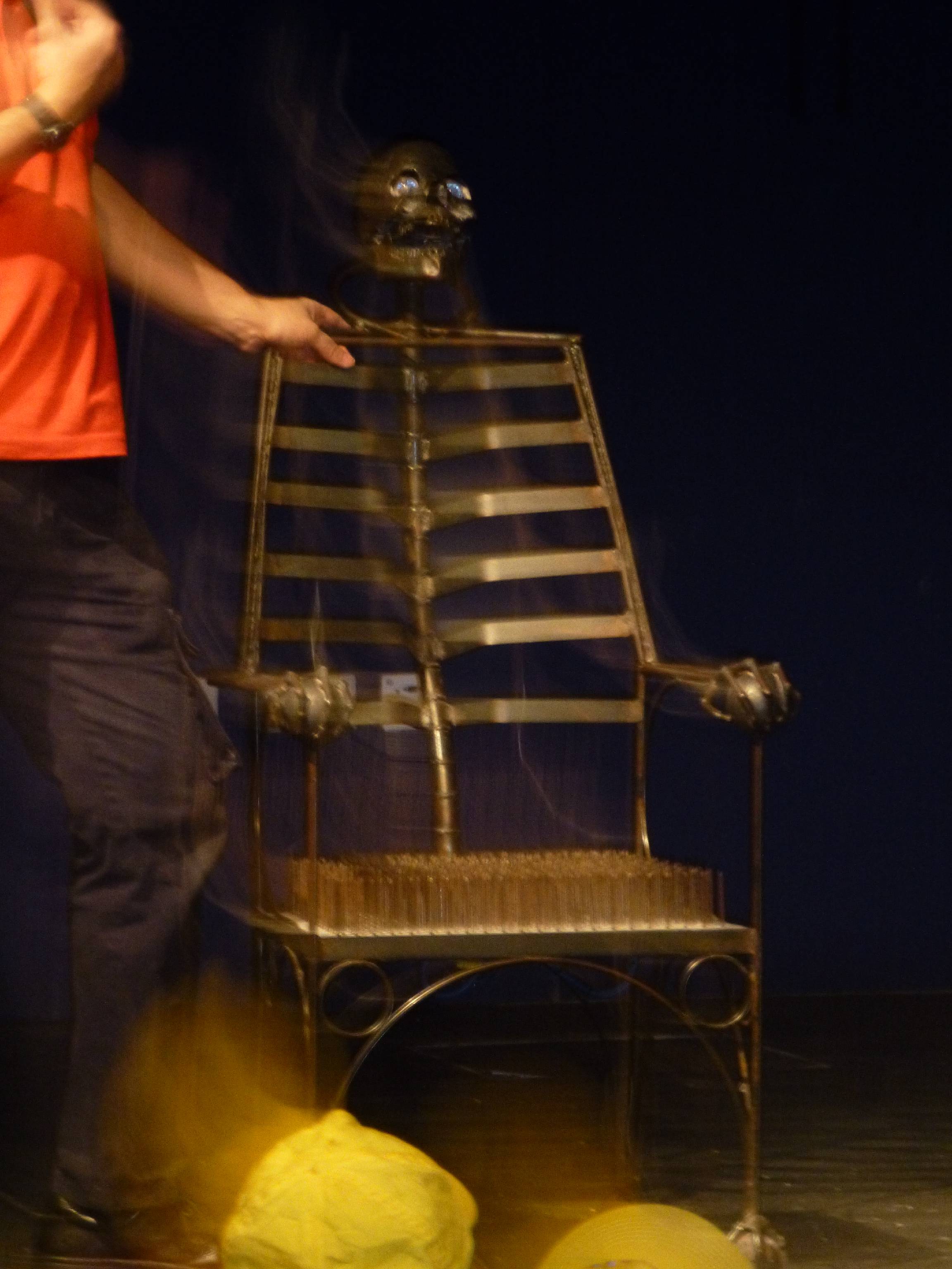 london-chair-of-nails